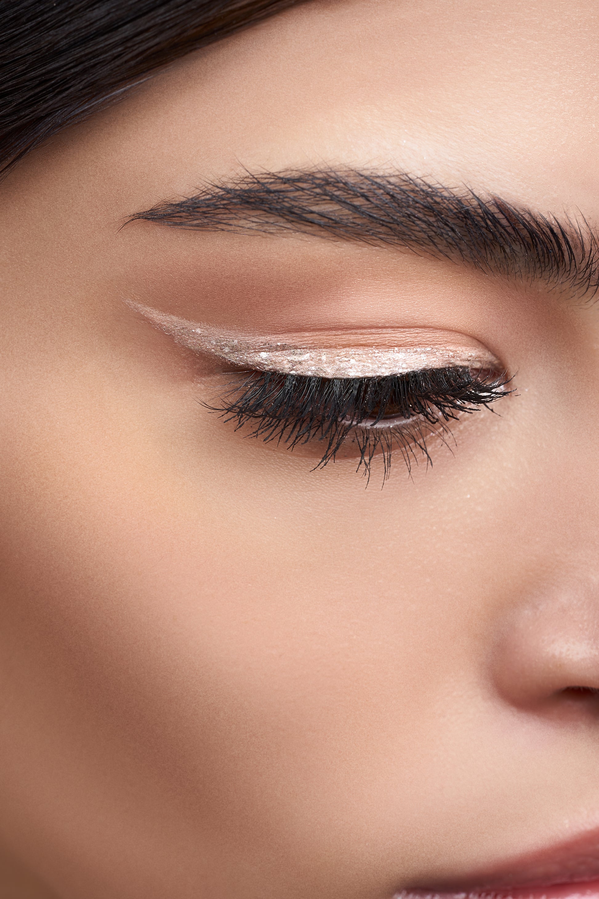 CREAM EYESHADOW